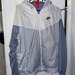 Nike Wind Breaker